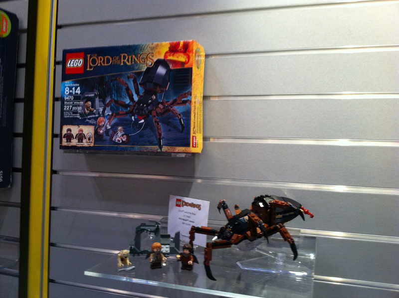 Illustration for article titled LEGO Lord of The Rings, Avengers, and Deadpool debut at Toy Fair!